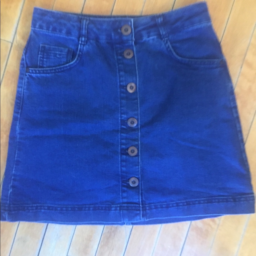 Top shop jean skirt with fabulous button up front